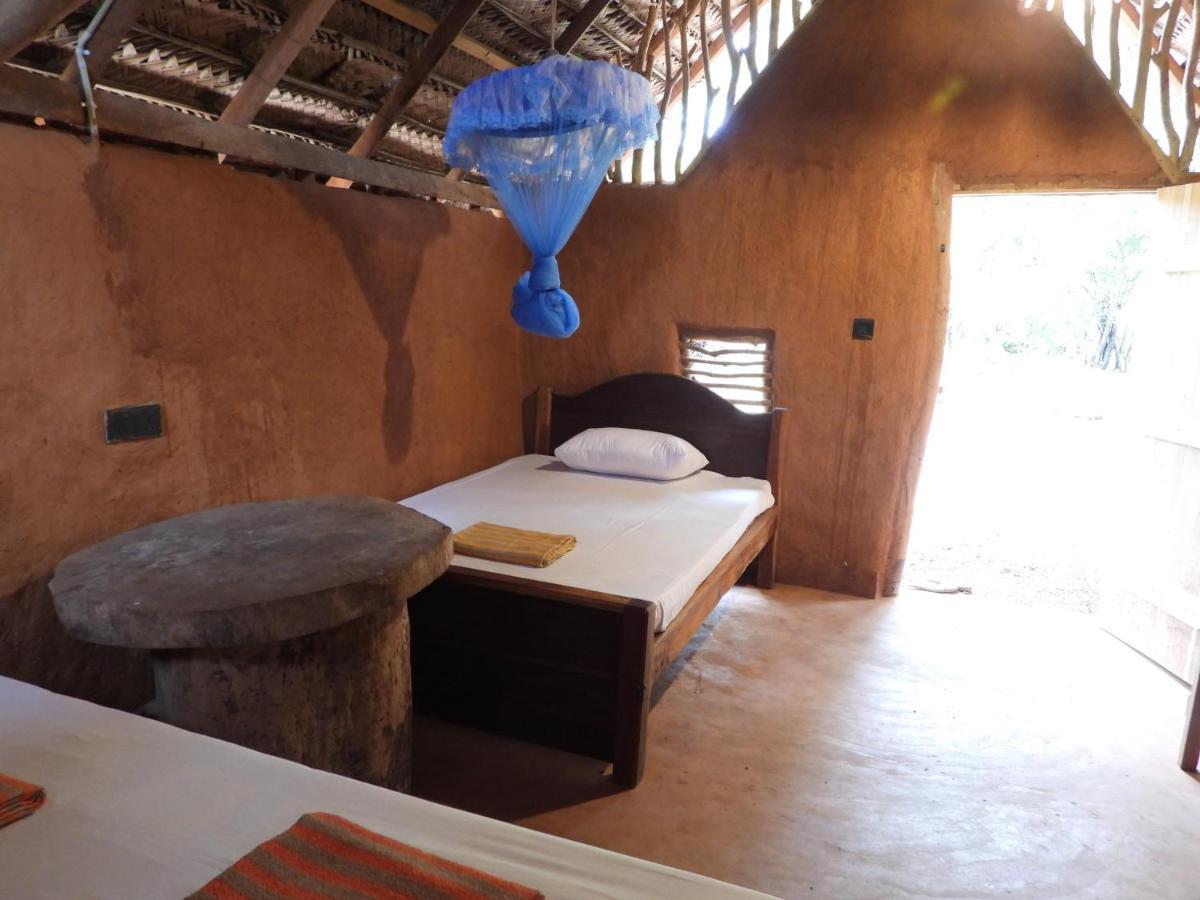טיסמהרמה Yala Village Eco Tree House מראה חיצוני תמונה