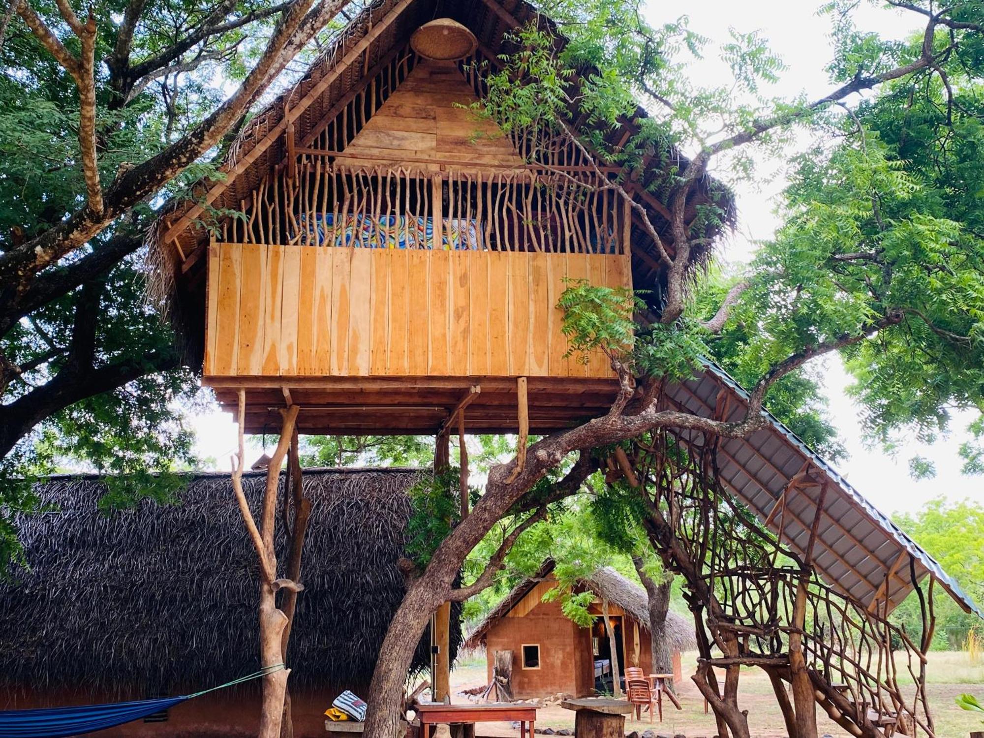 טיסמהרמה Yala Village Eco Tree House מראה חיצוני תמונה